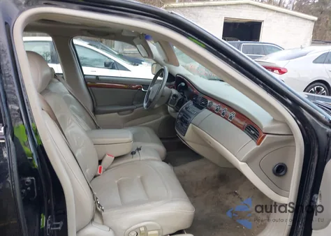 2001 Cadillac Deville Standard from USA, damaged, VIN 1G6KD54Y41U250171